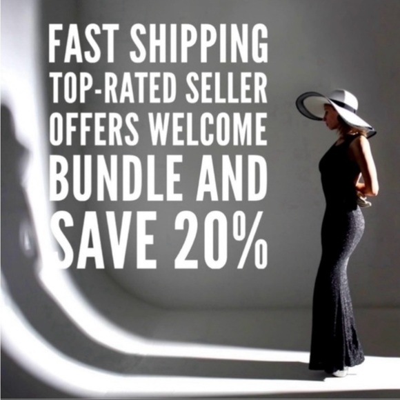 Boutique Beachy Conch Shell Pendant Necklace with Gold-Toned Cable Chain - Picture 13 of 13